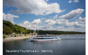 MS Möhnesee auf dem See
