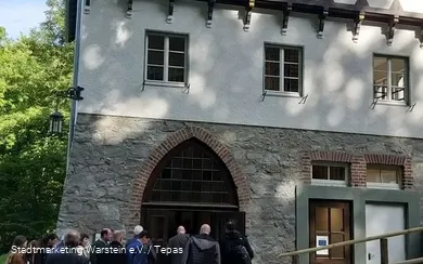 Außenansicht Besucherzentrum/Jugendherberge