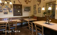 ZUM TACKEBERG - INNEN - Fotorechte Ludger Tacke.jpg