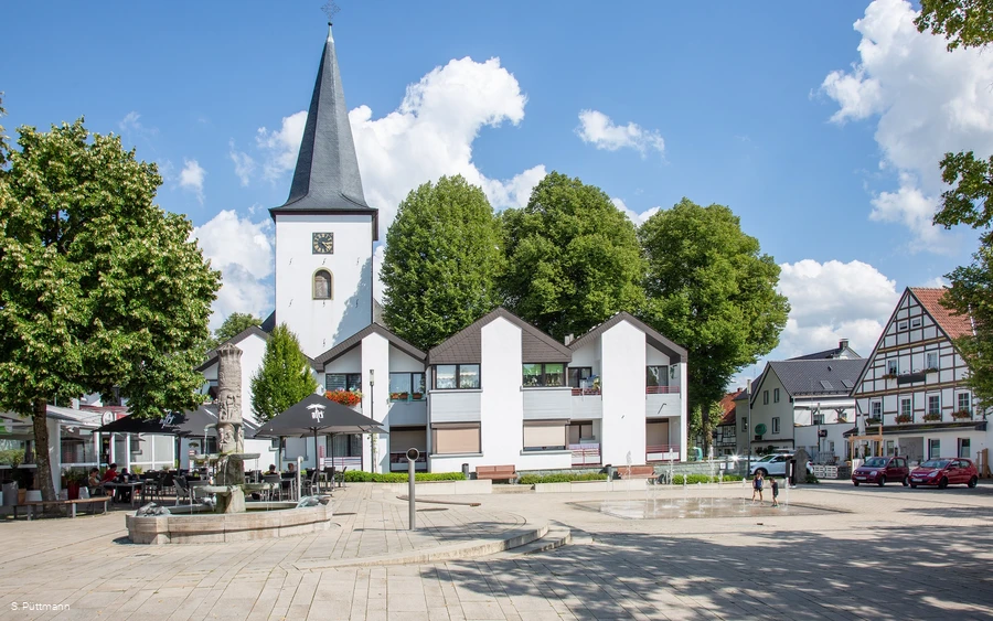 Pankratiusplatz in Körbecke