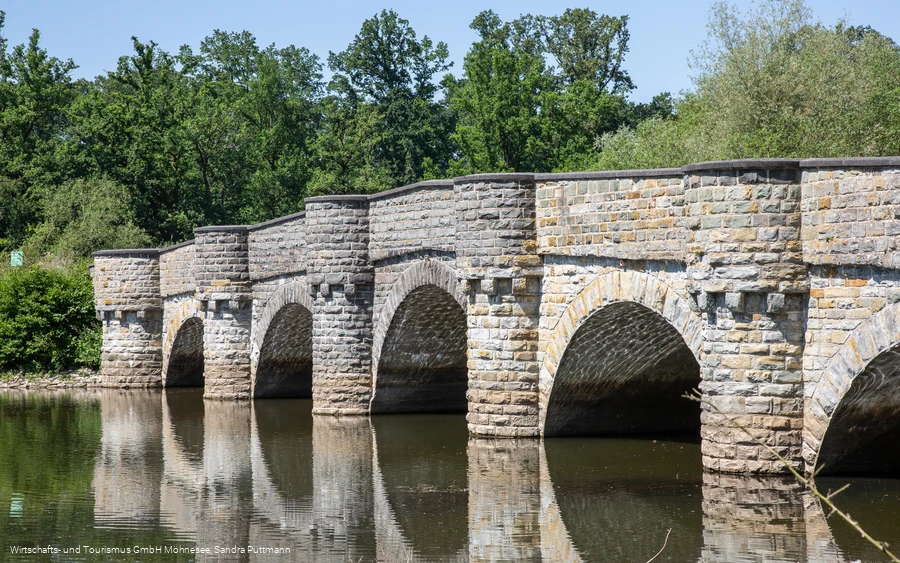 Spiegelungen Kanzelbrücke Möhnesee