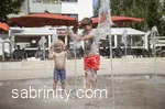 Wasserspiel Kinder Pankratiusplatz.jpg
